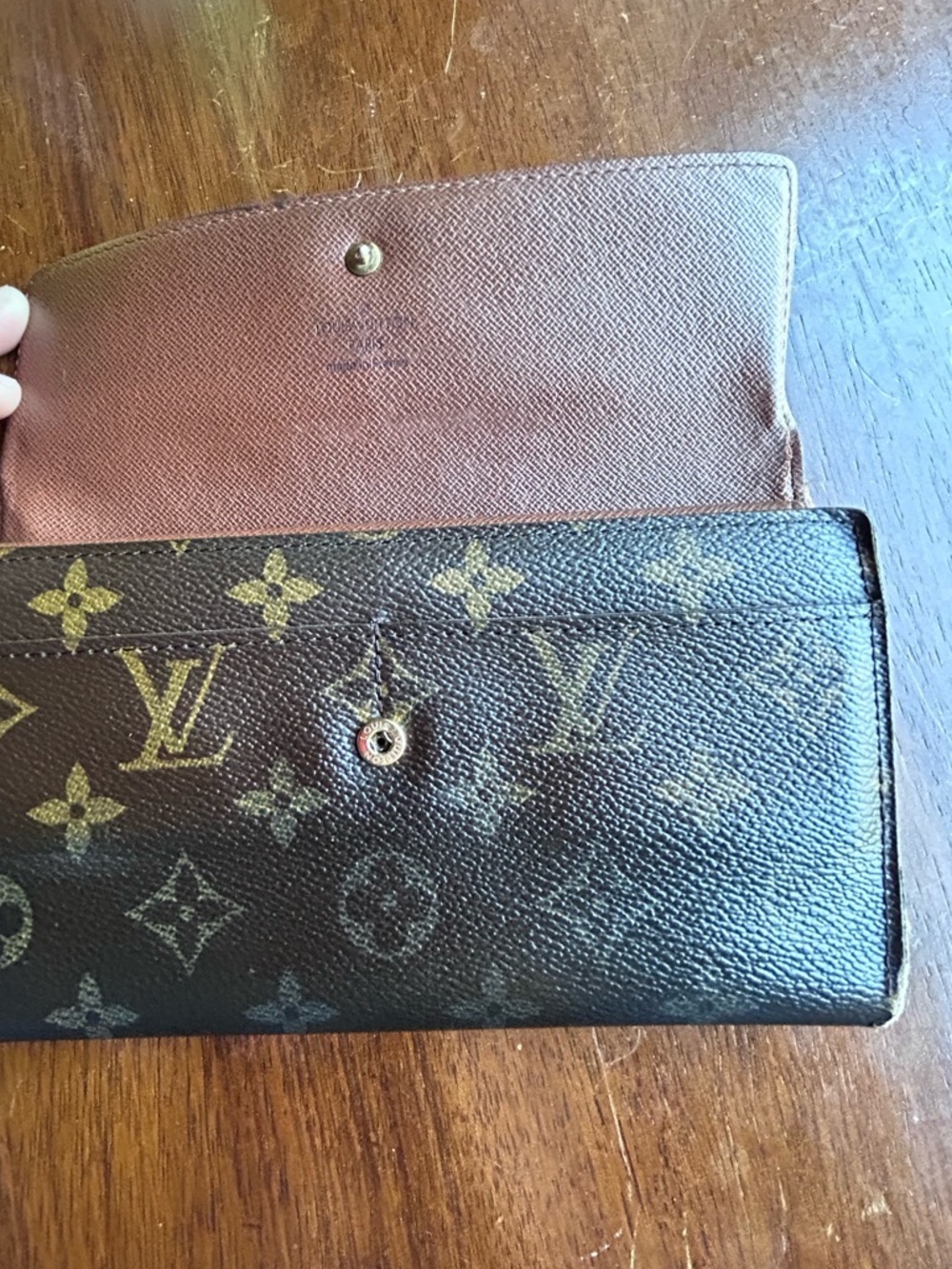 Louis Vuitton Epi Leather Long Wallet Brown Bifold Snap Made in Spain Auth LV - Picture 9 of 17